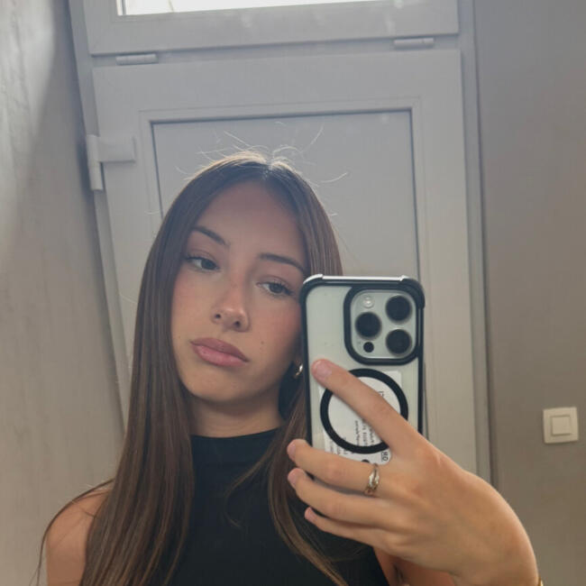 Babysitter in Ramillies: Leeloo