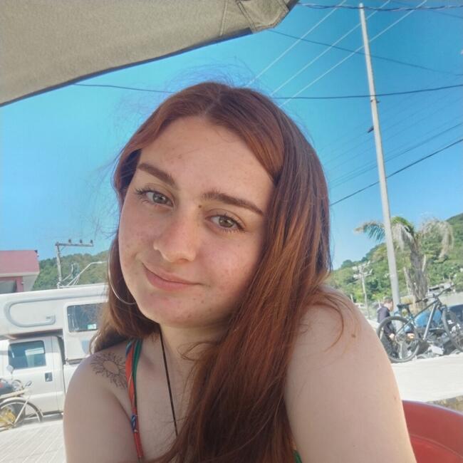 Niñera en Montevideo: Ihara Coronel