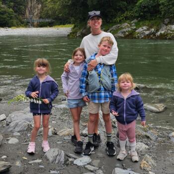 Lavoro per babysitter a Tauranga: lavoro per babysitter Tara