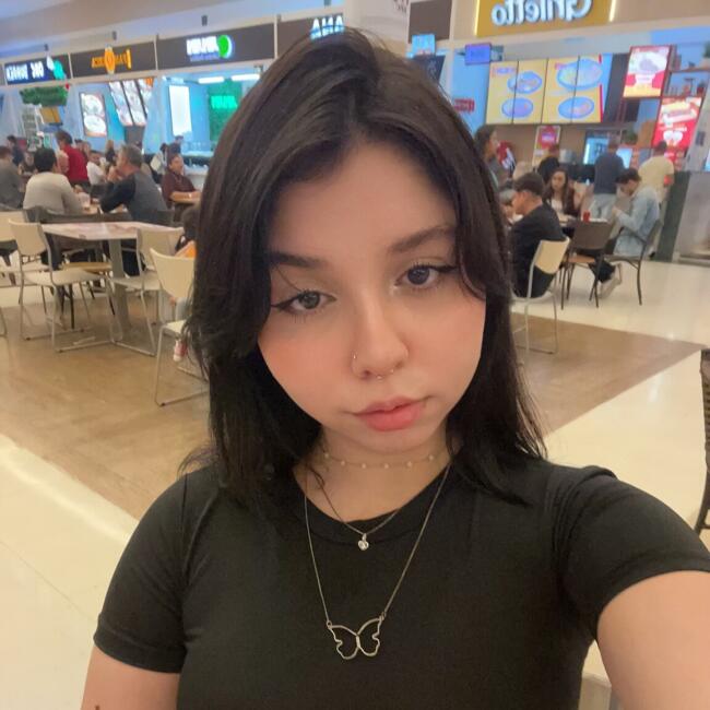 Babysitter in Indaiatuba: Letícia