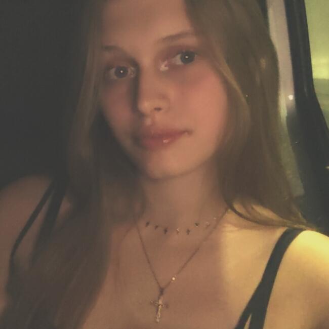 Babysitter in Gembloux: Mariella