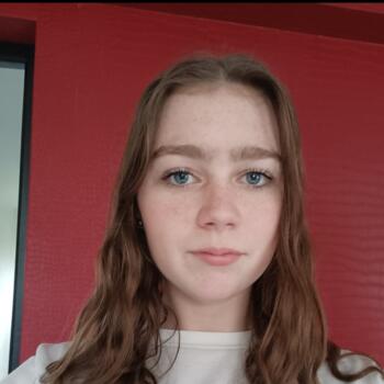 Babysitter in Milizac: Océane