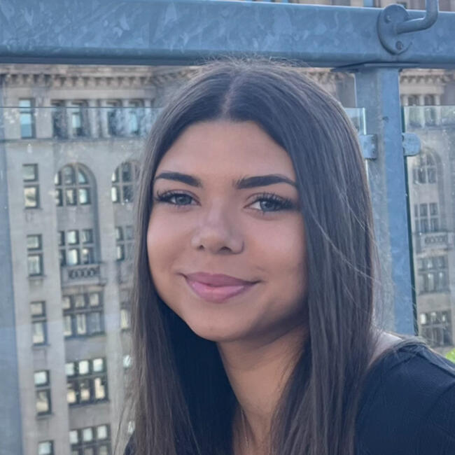 Babysitter in Liverpool: Leila