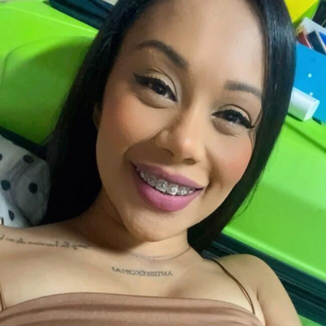 Babá em Goiânia: Camila