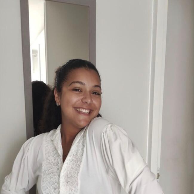 Babysitter in Olivet: Zahra