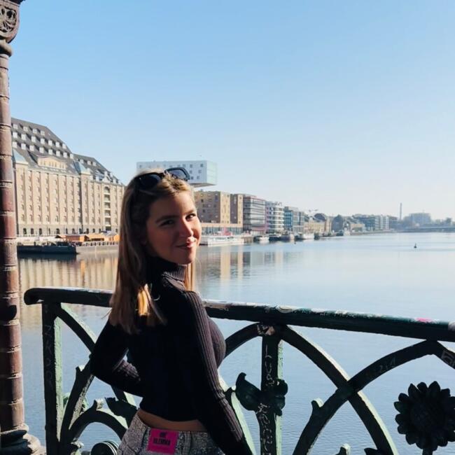 Canguro en Pont d'Inca: Aitana