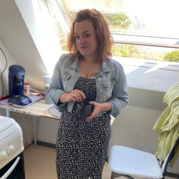 Babysitter Avesnelles: Alicia