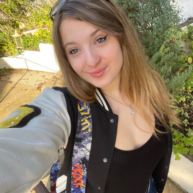 Babysitter in Aix-en-Provence: Lilas