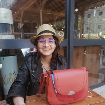 Baby-sitter in Rochecorbon: Sophie