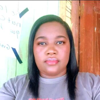 Niñera en Yamasá: Naomie