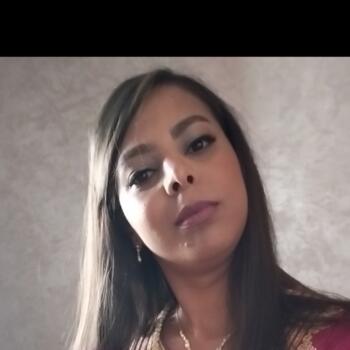 Babysitter in Saint-Herblain: Mina