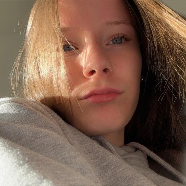 Babysitter in Drolshagen: Lara