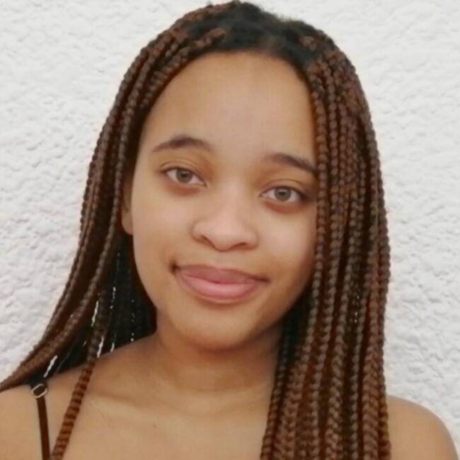 Babysitter in Cape Town: Phumelela