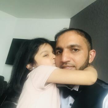 Babysitter in Birmingham: Sajid