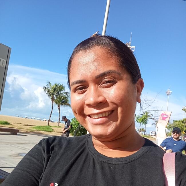 Babysitter in Fortaleza: Leticia