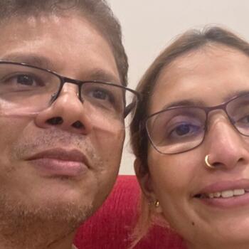 माता-पिता बम्बई: Binaifer