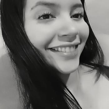 Babá Manaus: Adriaa