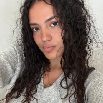 Babysitter in Béziers: Elisa