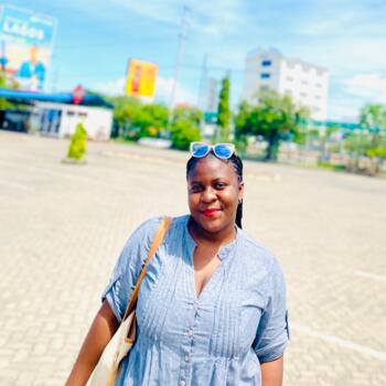 Babysitter in Dar es Salaam: Jessie