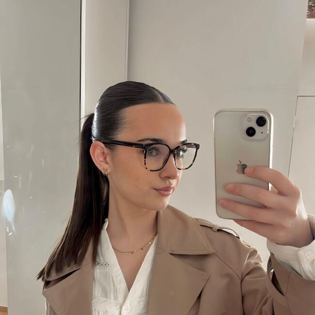 Babysitter in Mézières-sur-Couesnon: Sabrina