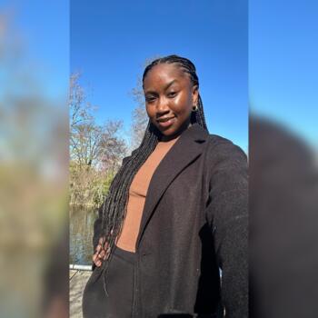 Babysitter in Valenton: Maria