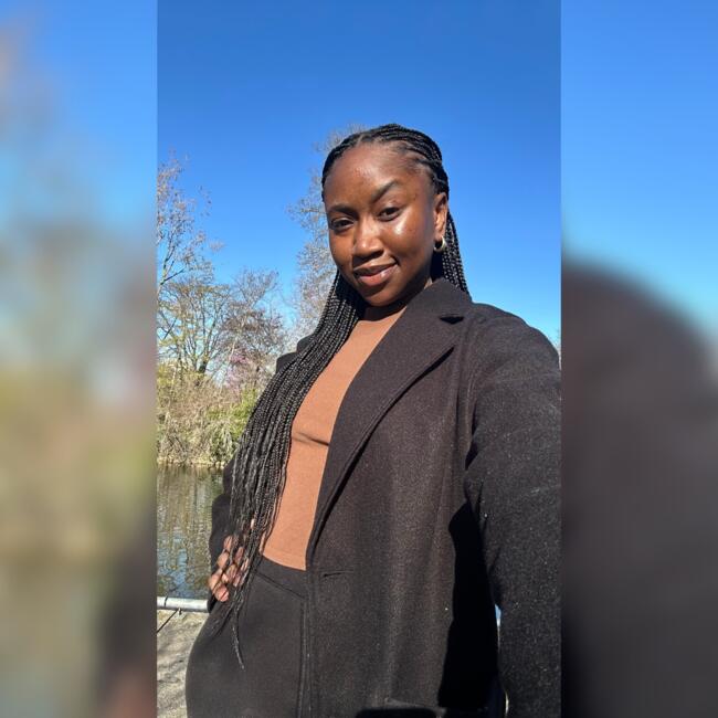 Babysitter in Valenton: Maria