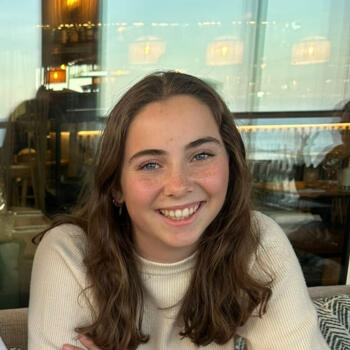 Babysitter in LArbresle: Margaux