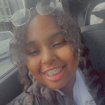 Babysitter in Belfast: Rahma