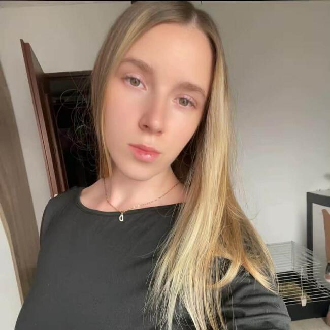 Opiekunka do dziecka w Sosnowiec: Julia