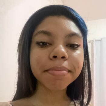 Babá Serra: Larissa