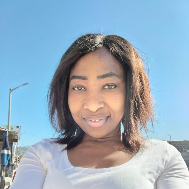 Babysitter in Cape Town: Emma Emmanuel