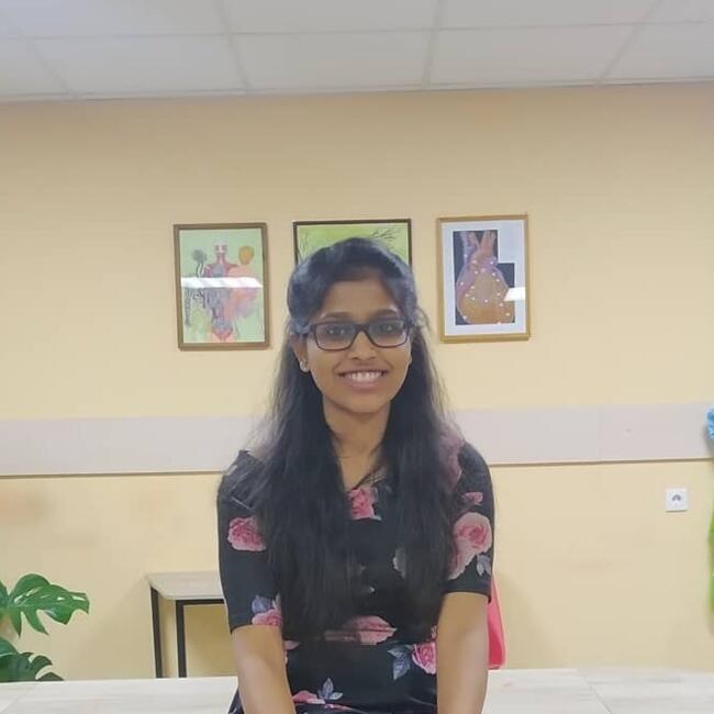 Babysitter in Chennai: Nandhitha