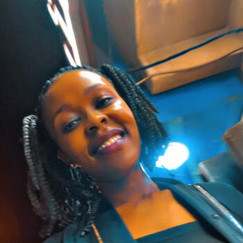 Babysitter in Riyadh: Diana