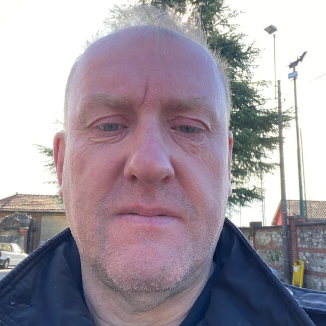 Lavoro per babysitter a Bregnano: Marco