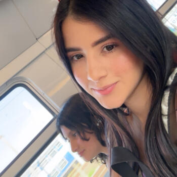 Baby-sitter Courbevoie: Valentina