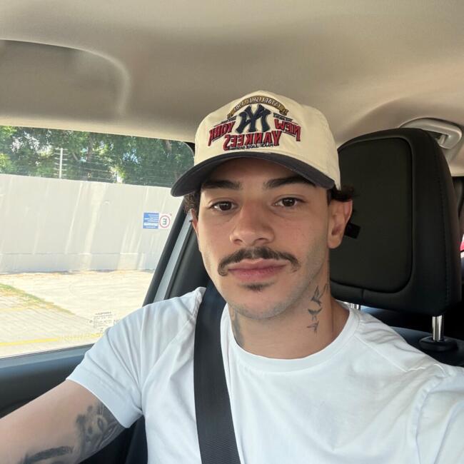 Emprego de babá em João Pessoa: Yan