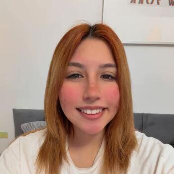 Babysitter in Limerick: Scarleth