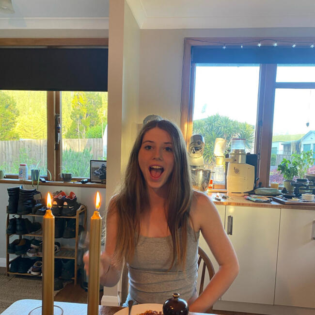 Babysitter in Wellington: Sashka Highway