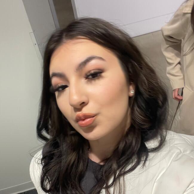 Babysitter in Vallejo: Tati