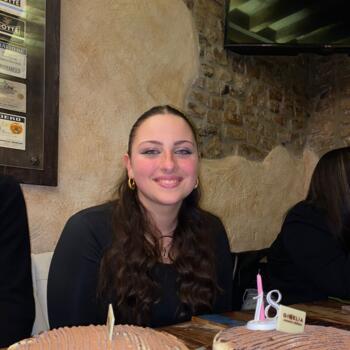 Babysitter a Fontevivo: Camilla