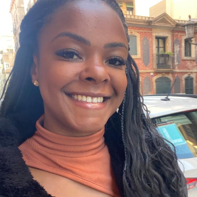 Nanny in Barcelona: Ana Carolina