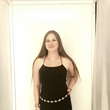 Babysitter in Saint-Maximin-la-Sainte-Baume: Jade