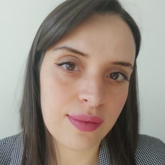 Babysitter in Vierzon: Hind