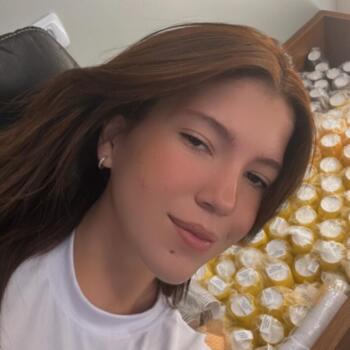 Babysitter Fortaleza: Maria Clara