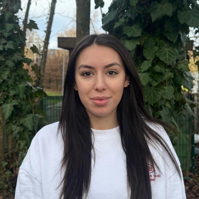 Babysitter in Wohlen: Simone