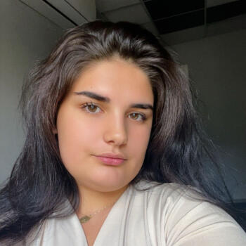 Babysitter in Nice: Elsa