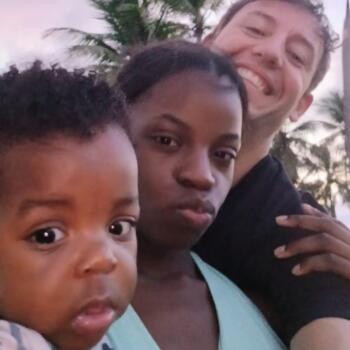 Trabajo para niñera en Santo Domingo Este: trabajo de niñera Tiana