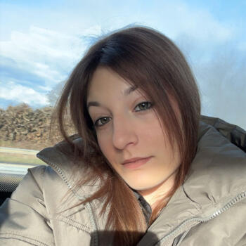Babysitter in Bourg-Fidèle: Clara
