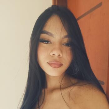 Babysitter Araçatuba: Sarah