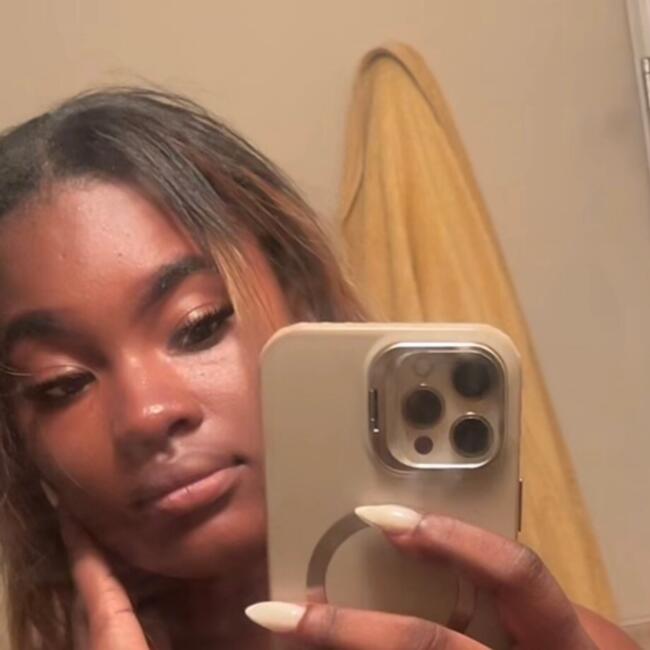 Babysitter in Spring Valley (New York): Lorena